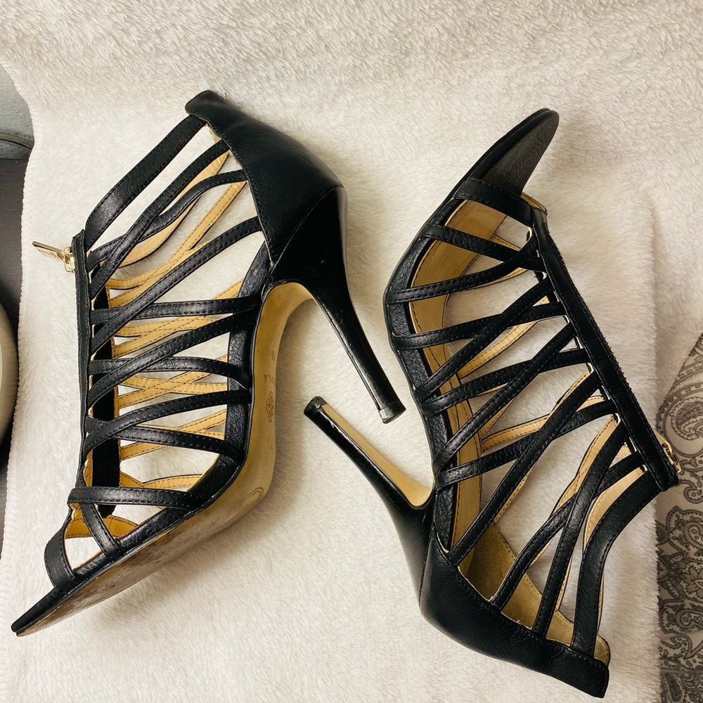 Black heels 7.5 sexy strappy heels - Isola - Angelique - from Nordstroms
